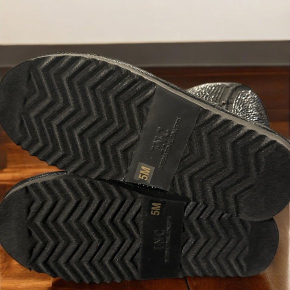 SOLD - Picture 7 of 9